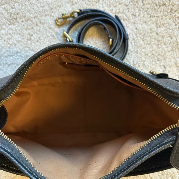 Coach Cary Crossbody Bag - Black / Brass - Picture 4 of 5